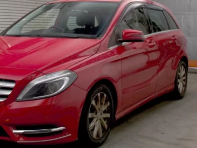 Mercedes-Benz B CLASS