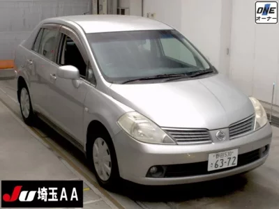 Nissan TIIDA LATIO