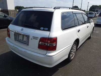 Toyota CROWN ESTATE