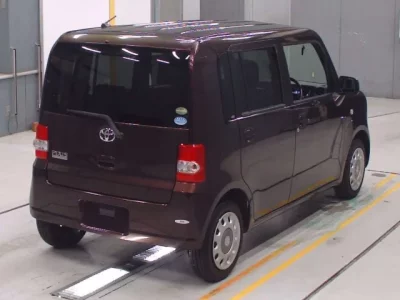Toyota PIXIS SPACE