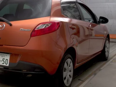 Mazda DEMIO