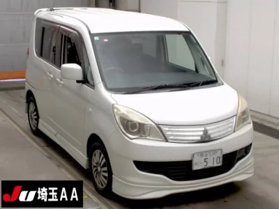 Mitsubishi DELICA D2
