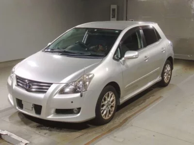Toyota BLADE