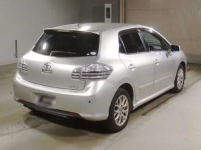 Toyota BLADE