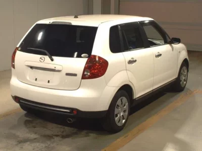Mazda VERISA