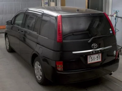 Toyota ISIS