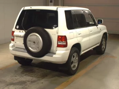 Mitsubishi PAJERO IO