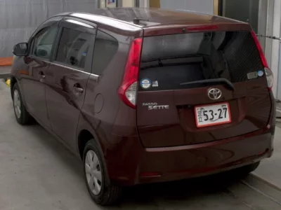 Toyota PASSO SETTE