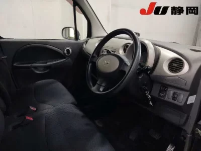 Daihatsu MOVE LATTE
