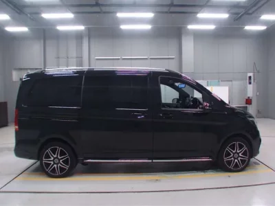 Mercedes-Benz V CLASS
