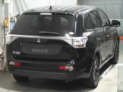 Mitsubishi OUTLANDER PHEV