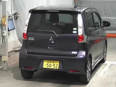 Mitsubishi EK CUSTOM