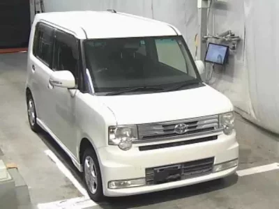 Toyota PIXIS SPACE