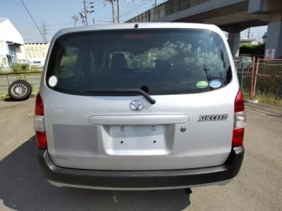 Toyota SUCCEED