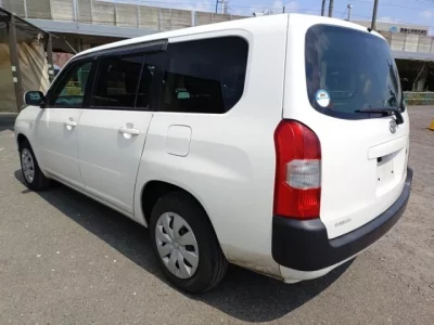 Toyota SUCCEED