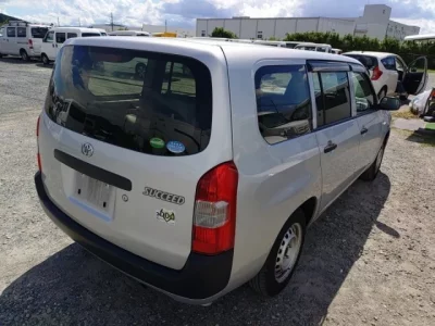Toyota SUCCEED