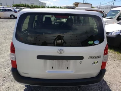 Toyota SUCCEED