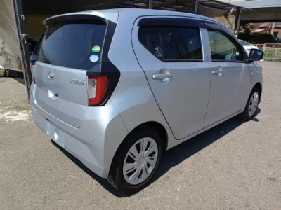 Daihatsu MIRA E S