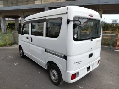 Mitsubishi MINICAB VAN