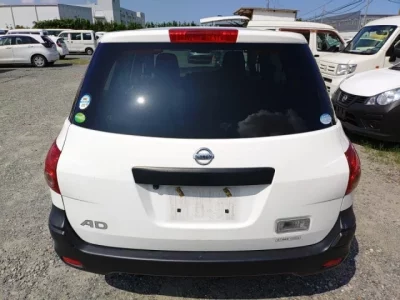 Nissan AD
