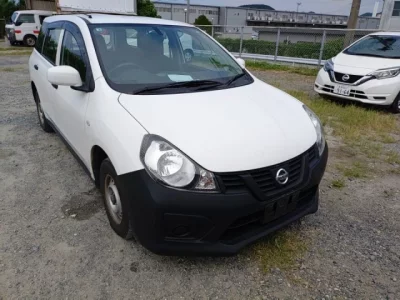 Nissan AD