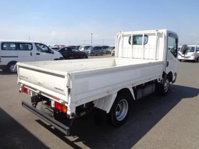 Nissan ATLAS