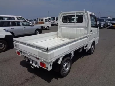Nissan CLIPPER TRUCK