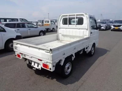 Nissan CLIPPER TRUCK