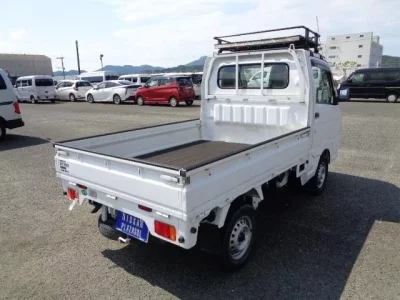 Nissan CLIPPER TRUCK