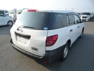 Nissan AD
