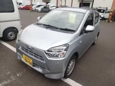 Daihatsu MIRA E S