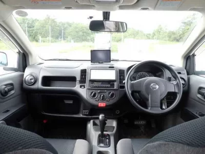 Nissan AD