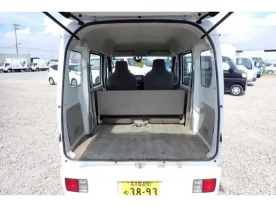 Nissan CLIPPER VAN