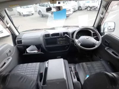 Mazda BONGO VAN