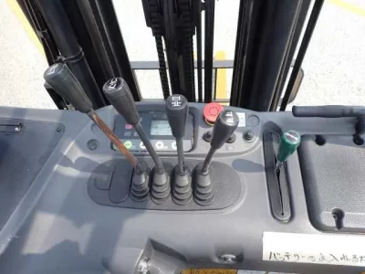 KOMATSU FORKLIFT