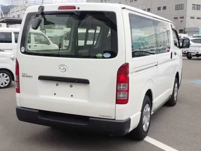 Mazda BONGO BRAWNY VAN