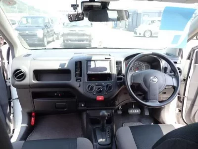 Nissan AD