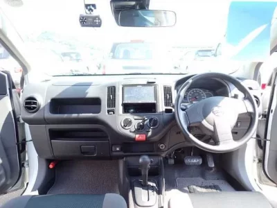 Nissan AD