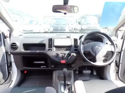 Nissan AD