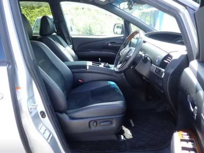 Toyota ESTIMA HYBRID