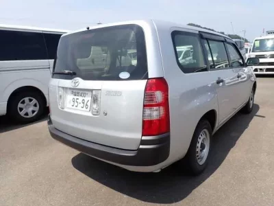 Toyota SUCCEED