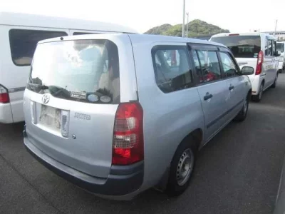 Toyota SUCCEED