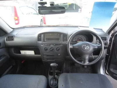 Toyota SUCCEED