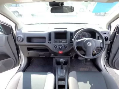 Nissan AD
