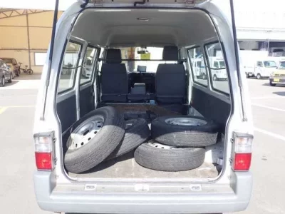 Nissan VANETTE VAN