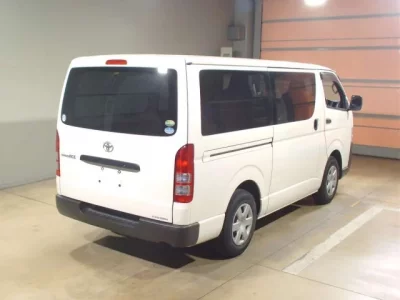 Toyota REGIUS ACE VAN
