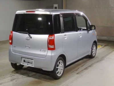 Daihatsu TANTO EXE