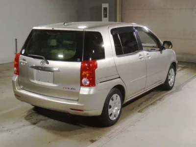 Toyota RAUM