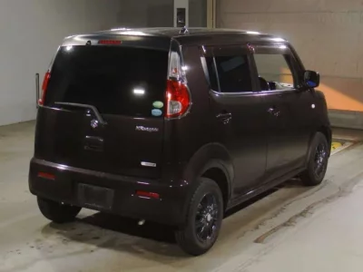 Suzuki MRWAGON