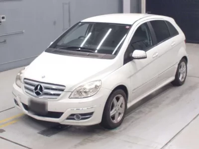 Mercedes-Benz B CLASS